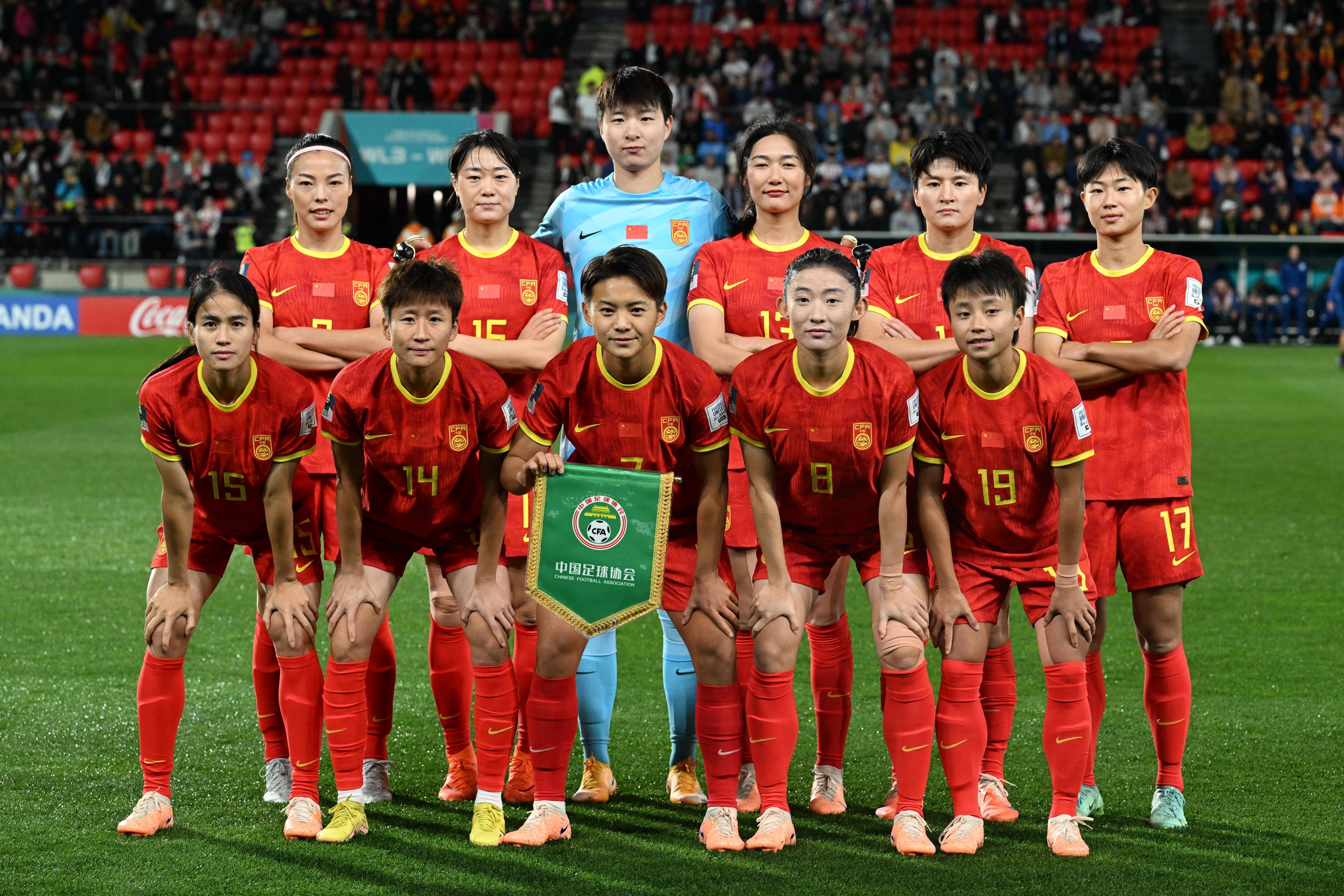 关于中国女足大放异彩，国际足坛耀眼身影的信息