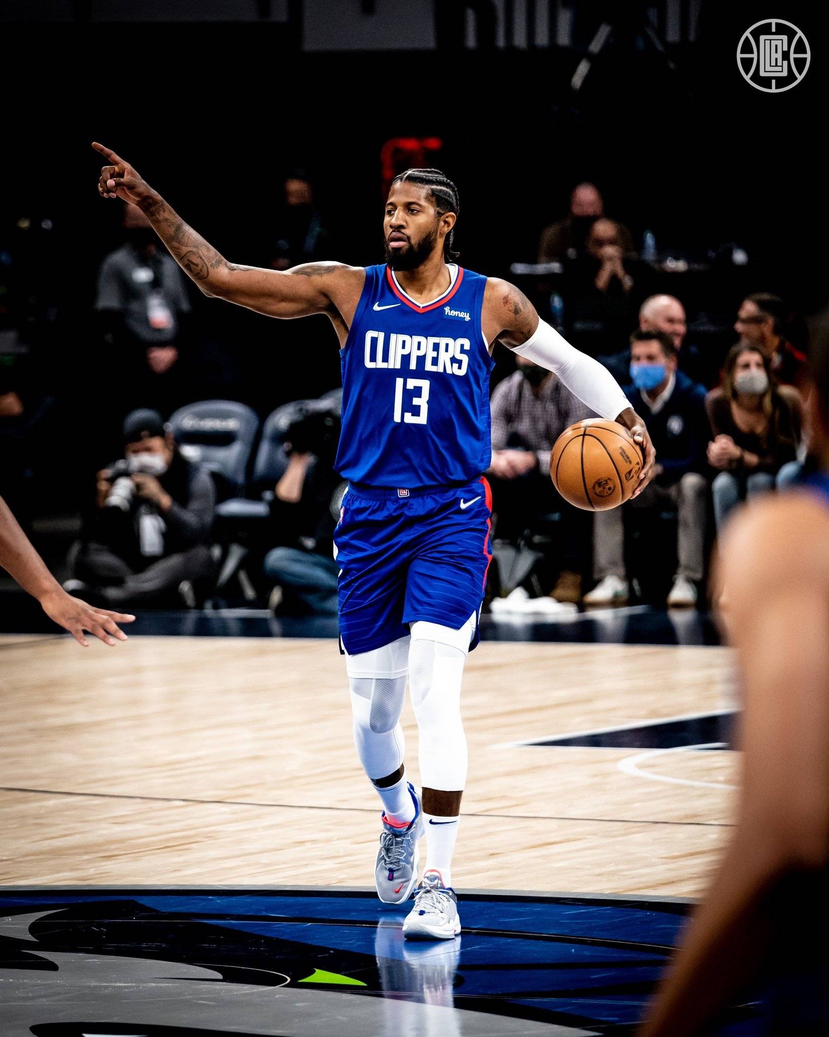 快船送开门纽，乔治罚球破咒